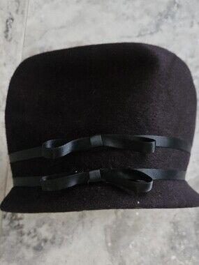 Vintage Henry Pollak NY Classic Black Wool Cloche Hat with Bow Accent